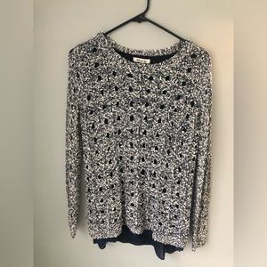 Beautiful navy blue top sz S/M